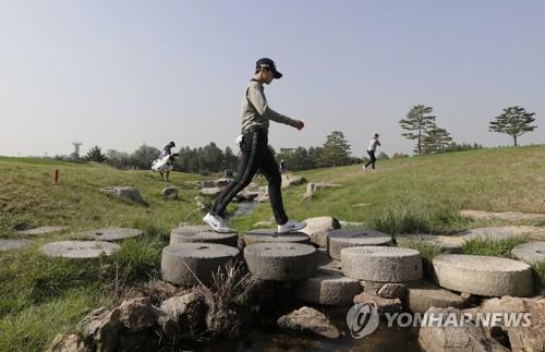 [권훈의 골프산책] 독자 생태계 구축 나선 KLPGA의 강수는 성공할까