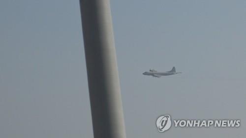 軍, 日초계기 위협비행 동영상 대신 사진 공개…"절제된 대응"
