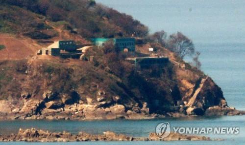 북한군 시설 보이는 서해 함박도