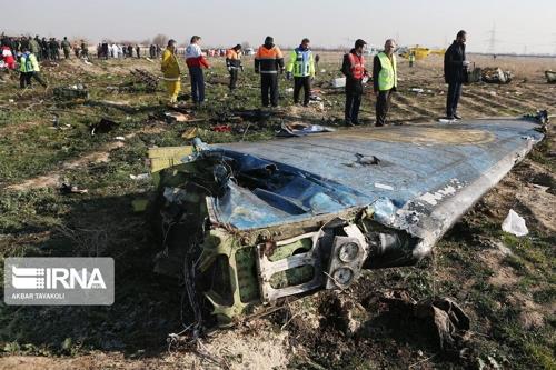 8일 테헤란 부근에서 격추된 우크라이나항공 여객기 파편[IRNA통신 연합뉴스 자료사진]