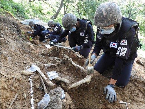 6·25 전사자 유해발굴 장면