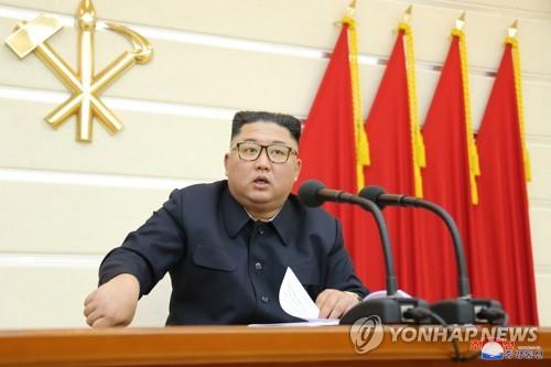 북한, 코로나19 논의 당 정치국 확대회의…김정은 참석