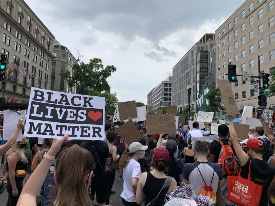 백악관 앞 흑인사망 항의 시위