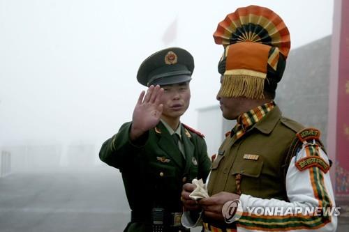 인도 언론 "인도·중국군, 지난주 국경서 또 충돌"…중국은 부인(종합)