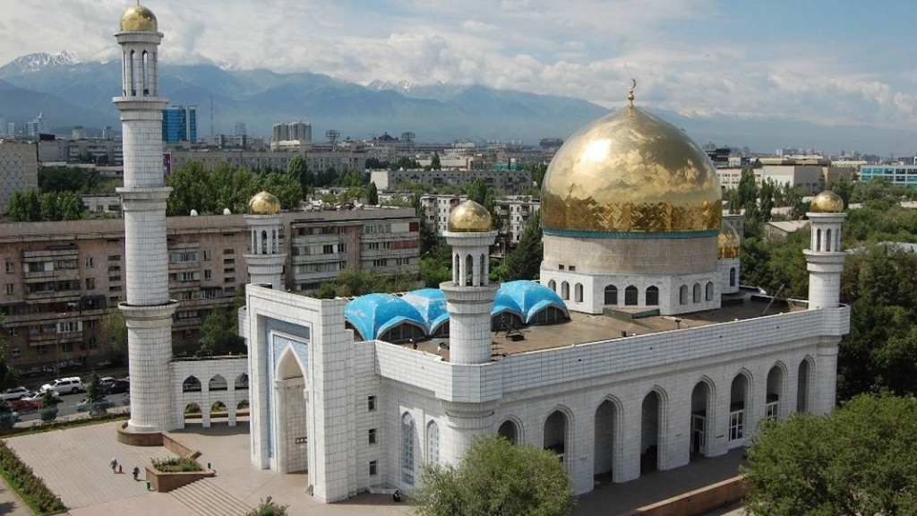 알마티 중앙모스크