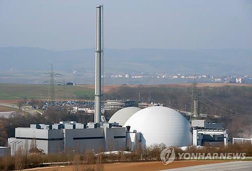 2011년 3월 독일 넥카르베슈타임 원전 모습 [EPA=연합뉴스]