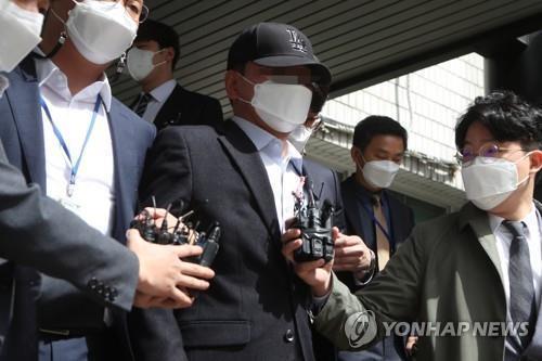 내부 정보로 40억원 땅 투기한 포천 공무원 징역 3년(종합)