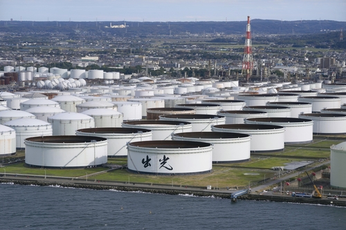 일본 지바(千葉)현에 있는 원유·석유제품 저장소 모습. [교도=연합뉴스 자료사진]