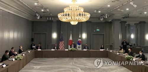 작년 5월 영국 G7 회의 기간 열린 한미일 외교장관 회담