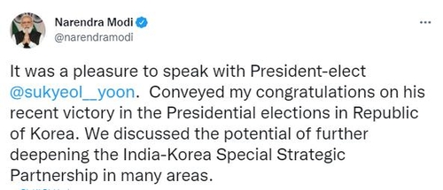  윤석열 대통령 당선인과의 통화 사실을 알린 나렌드라 모디 인도 총리의 트윗.