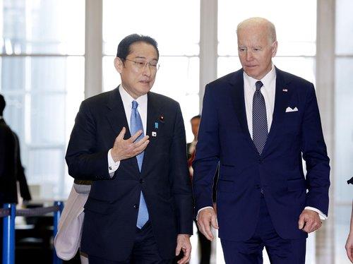 기시다 후미오 일본 총리와 조 바이든 미국 대통령