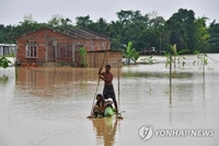 인도 동북부·방글라 폭우 강타…72명 죽고 이재민 수백만