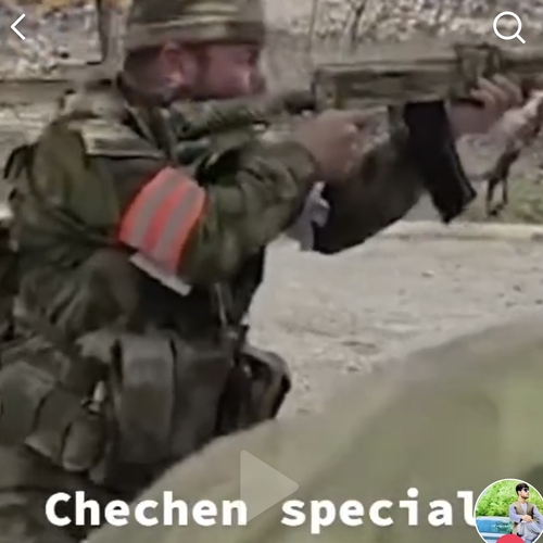 장난삼아 총을 쏘는 체첸군