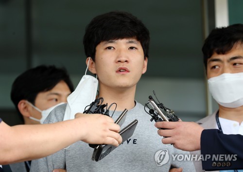 미성년자 성 착취물 제작·유사강간범 최찬욱 2심도 징역 12년