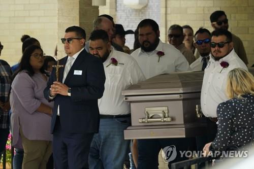 텍사스주 총격 희생자 애머리 가자의 장례식