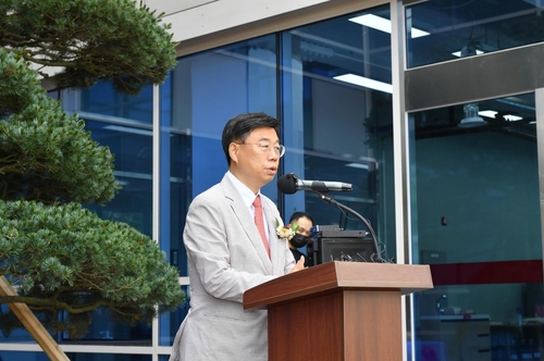 성남시장 당선인측 "이재명, '성남FC 의혹' 본질 훼손 말라"