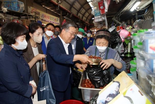 [동정] 박일호 밀양시장, 추석맞이 민생 현장 방문