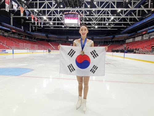 피겨 김예림, 챌린저 시리즈서 ISU 대회 첫 금메달…유영 은메달(종합)