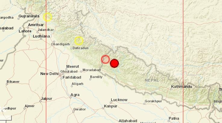 9일 규모 5.6의 지진이 발생한 네팔 서부 지역(붉은 색 점)