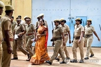 인도 대법, 라지브 간디 전 총리 암살 연루범 6명도 석방