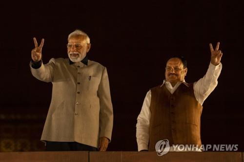 인도 여당, '모디 텃밭주' 선거서 압승…2024년 총선 동력 확보