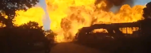 남아공서 LP가스 트럭 대형폭발…9명 사망(종합)