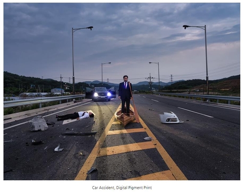 [월드&포토] 벨기에 최대사진전서 선보인 한국 작가 5인의 자화상