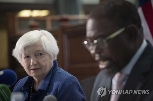 옐런 미국 재무장관과 고동과나 남아프리카공화국 재무장관