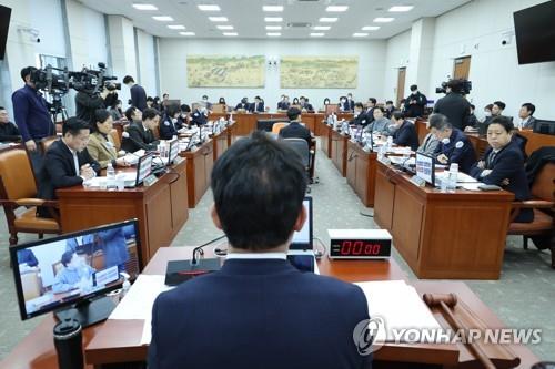 지난달 27일 열린 국회 교육위 전체회의 