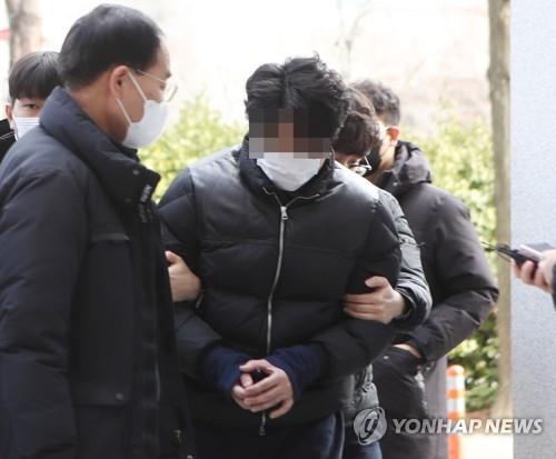 배달원 숨지게 한 '음주 뺑소니' 의사…징역 7년 구형