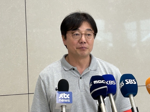 '부상자 속출' 황선홍호 귀국 "와일드카드 고심…3장 다 쓴다"