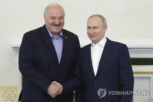 푸틴, 김정은과 정상회담 이틀 만에 동맹국 벨라루스 정상 만나
