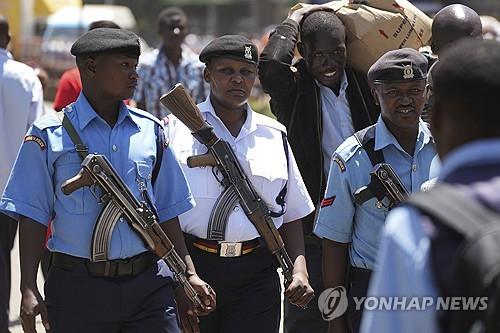 케냐 수도 나이로비의 경찰 순찰대