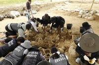[문화소식] 신라의 돌방무덤은…국립경주문화재연구소·동국대 발굴조사
