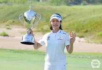 KLPGA '사상 첫 4연패' 박민지 "나처럼 아픈 이들 위해 기부"