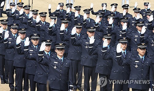 [세상만사] 문민통제 시대, 軍출신 국방장관이 맞나