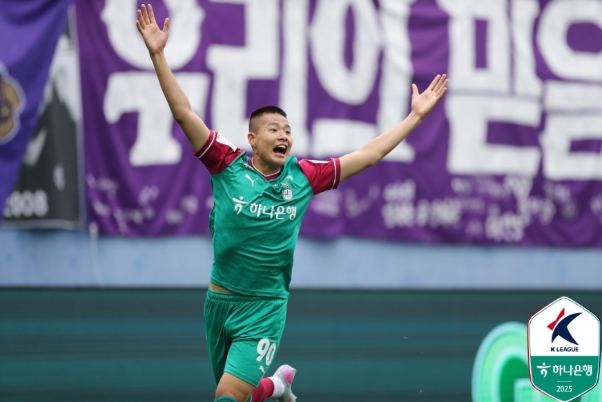 2007년생 김현오 데뷔골…선두 대전, 안양 꺾고 3연승