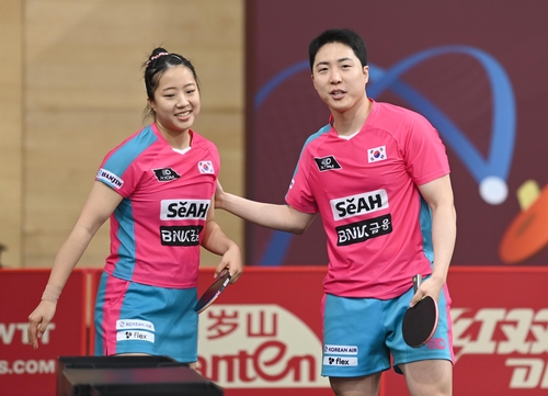 세계탁구선수권 혼합복식 콤비 임종훈(오른쪽)과 신유빈