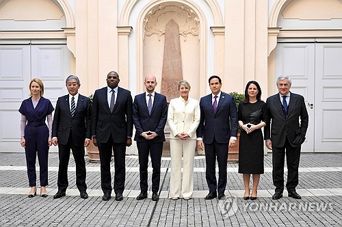 G7 외무장관 "이란, IAEA에 정보 제공·조사관 접…