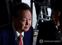 [인&아웃] 부메랑이 된 "사람에게 충성하지 않는다"