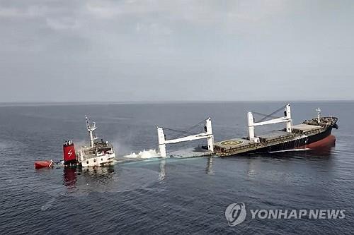 예멘 반군, 텔아비브 공항에 미사일…이스라엘군 "요격"