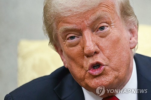 트럼프 "관세 서한이 곧 협정이지만 항상 대화에 열려 …