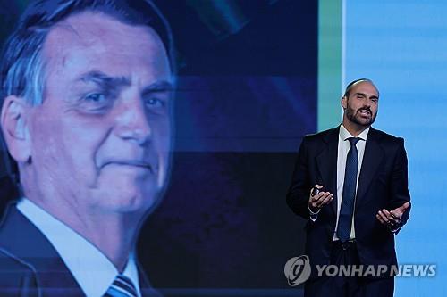 브라질, '전자발찌' 보우소나루 前대통령 아들에 자산동…