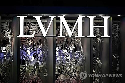 LVMH, 명품 브랜드 '마크 제이콥스' 매각 논의