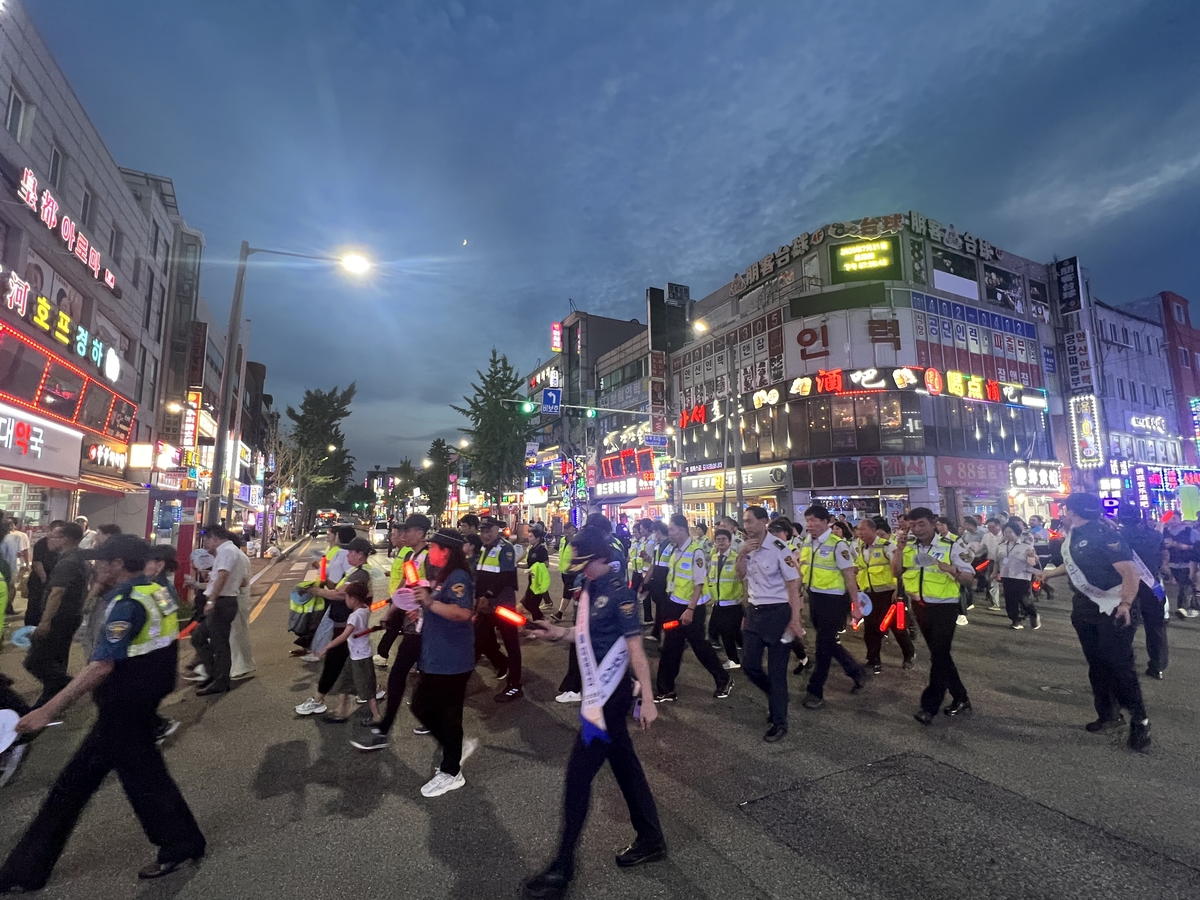 [안산소식] 원곡동 다문화특구 일대서 민관경 합동순찰