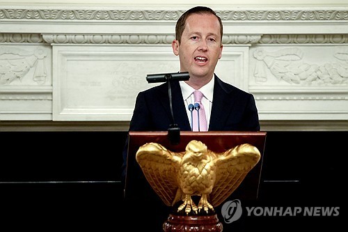 주인도 미국 대사에 지명된 세르게이 고르 백악관 인사국장