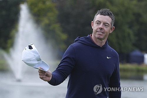매킬로이 페더러 조언 듣고 출전 일정 조정