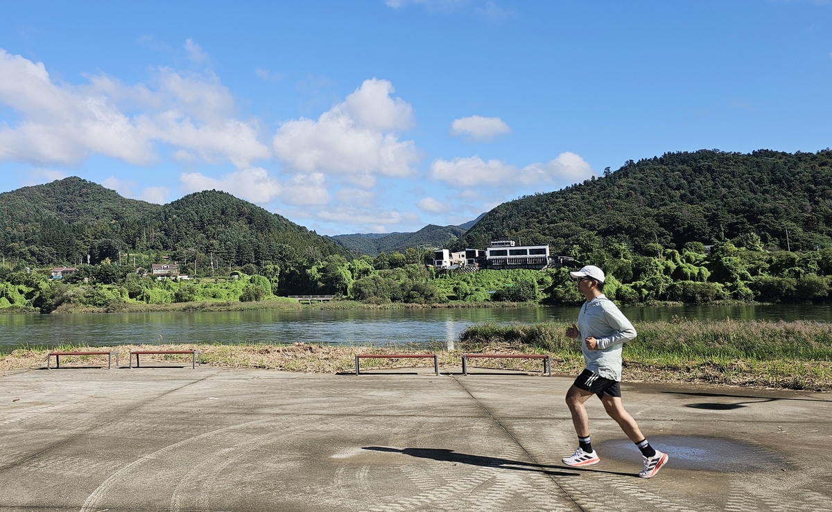 40대 과체중 기자의 인생 첫 10㎞ 마라톤, 춘천 강촌에서 도전