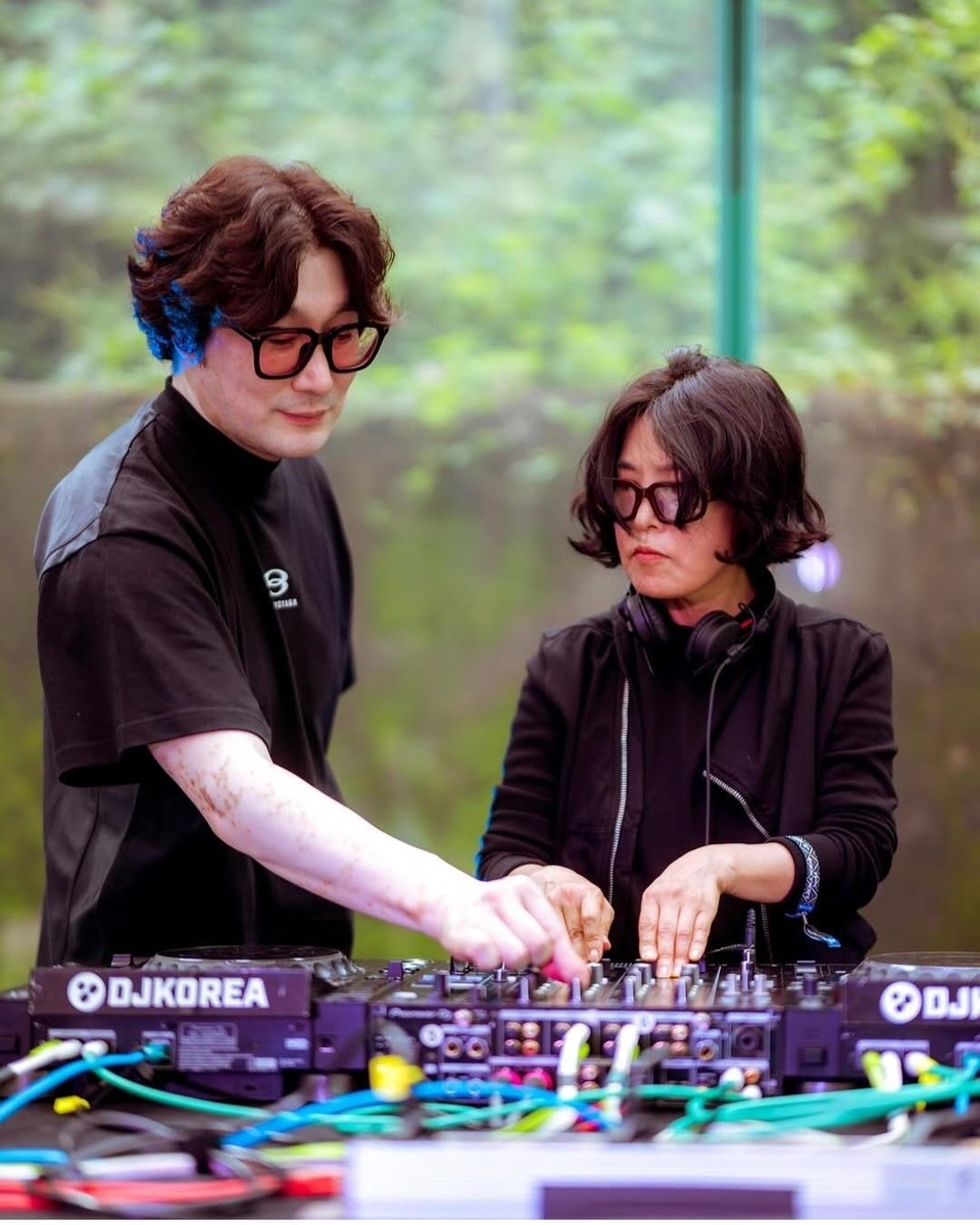 가수 이선희, '울트라 코리아'서 DJ로 '깜짝' 변신