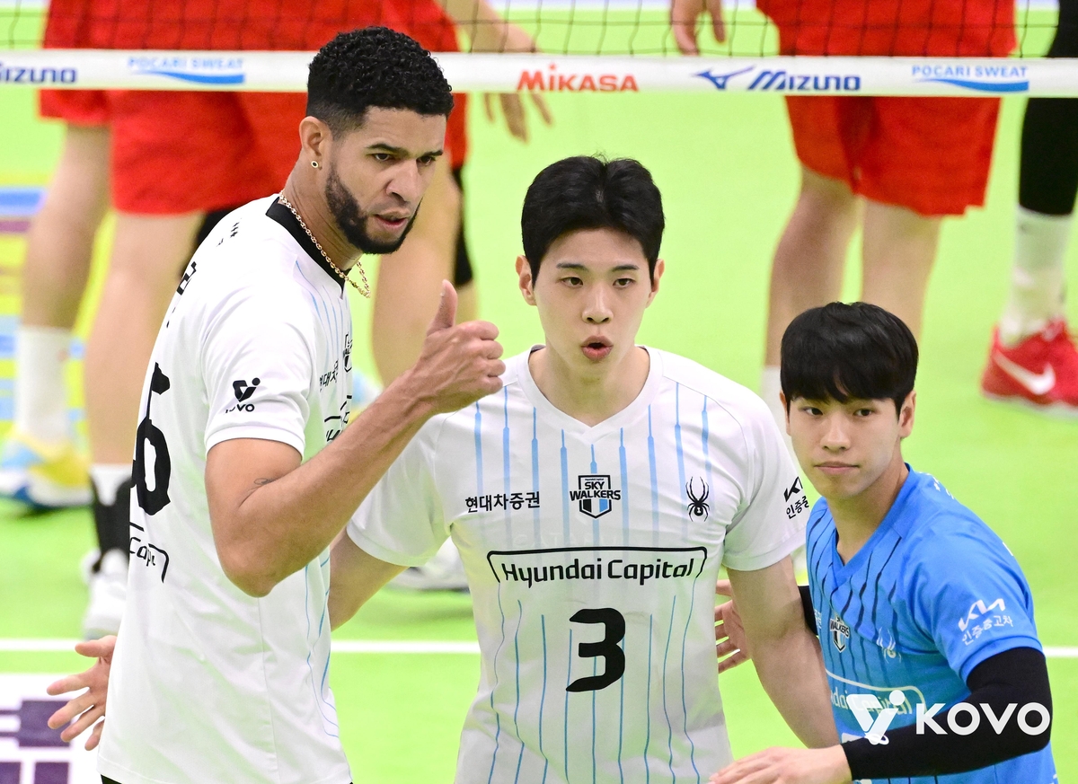 개막 3연승을 달린 현대캐피탈